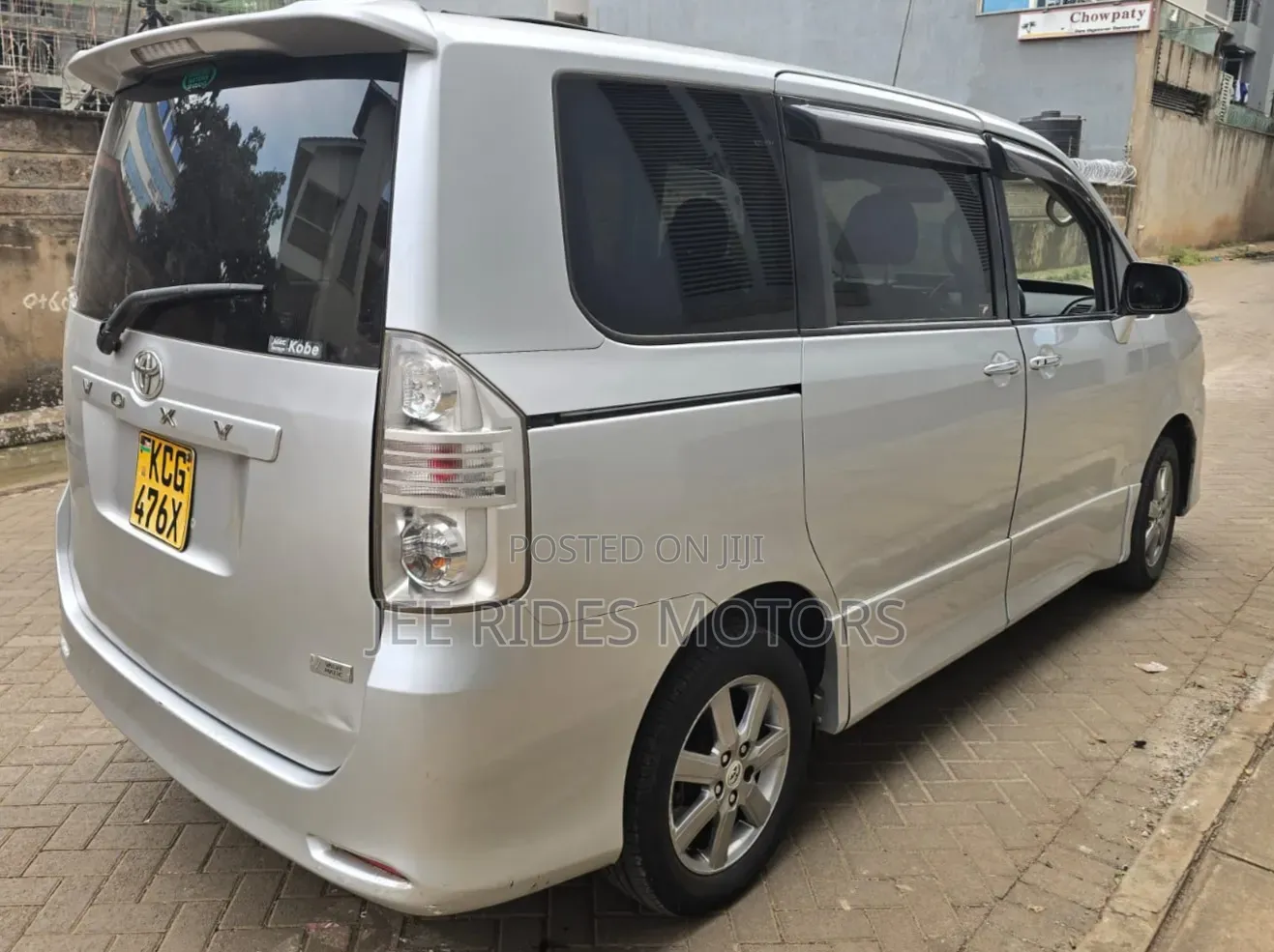 Toyota Voxy 2009 Silver
