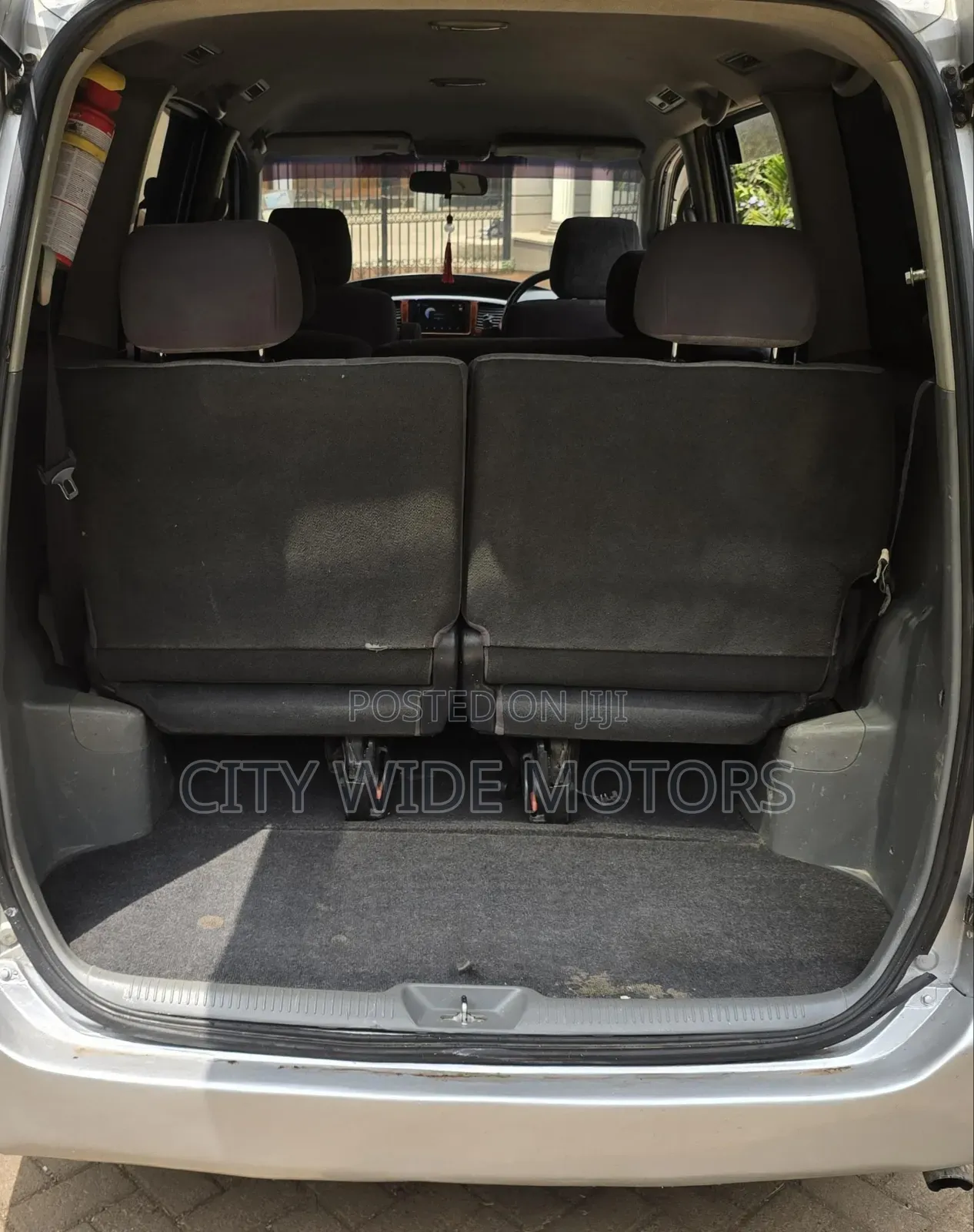 Toyota Noah 2006 Silver