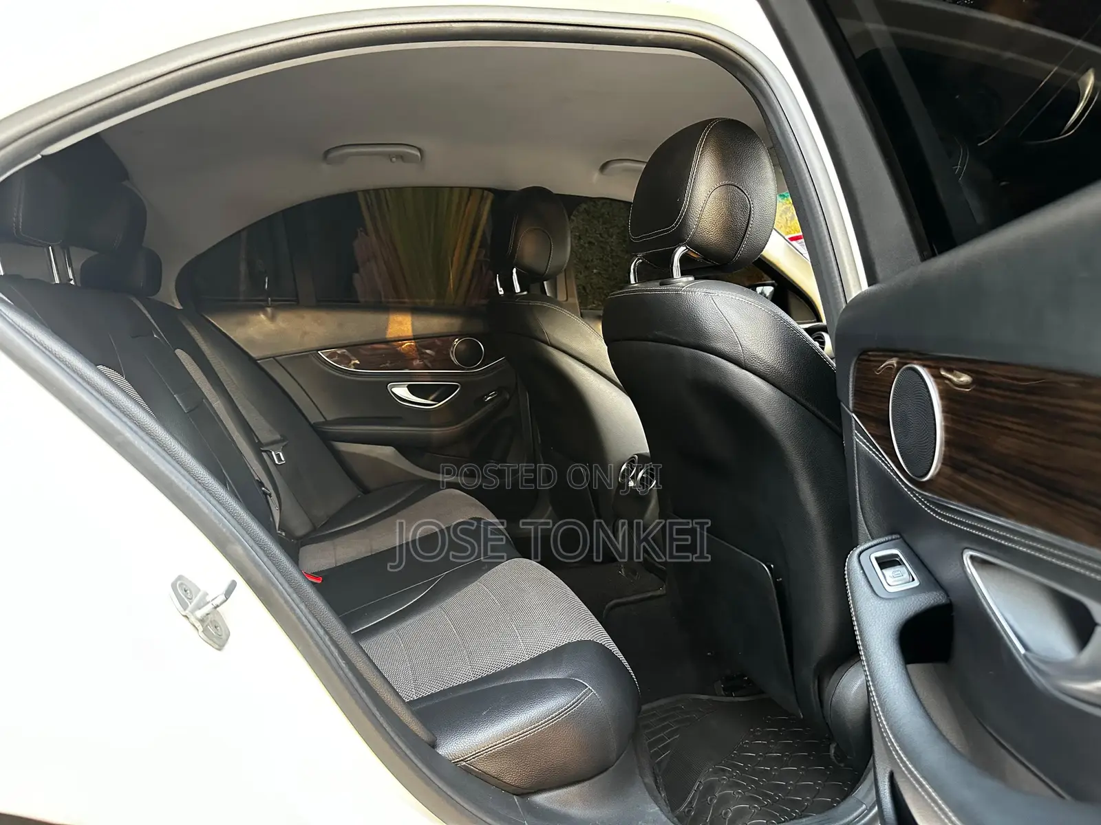 Mercedes-Benz C180 2015 White