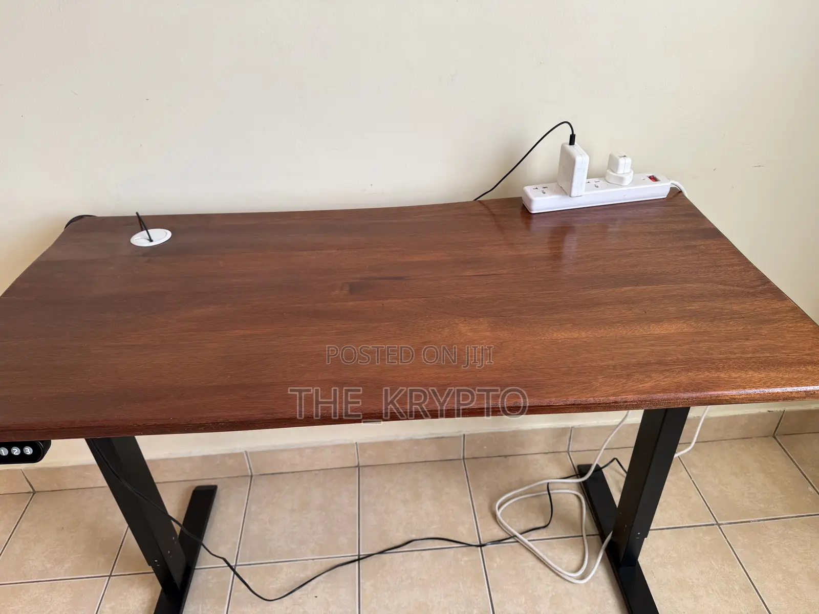 Adjustable Study Desk