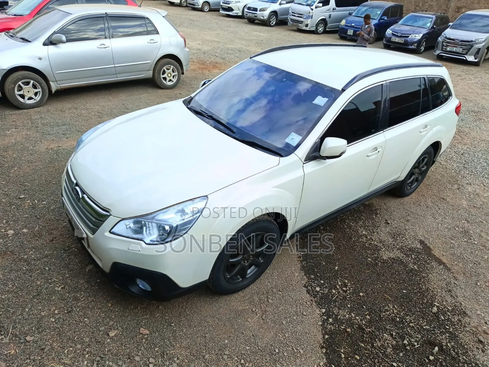 Subaru Outback 2013 White