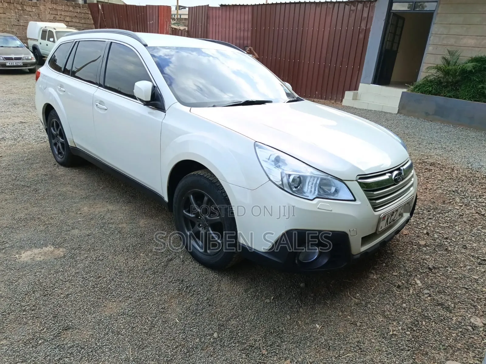 Subaru Outback 2013 White