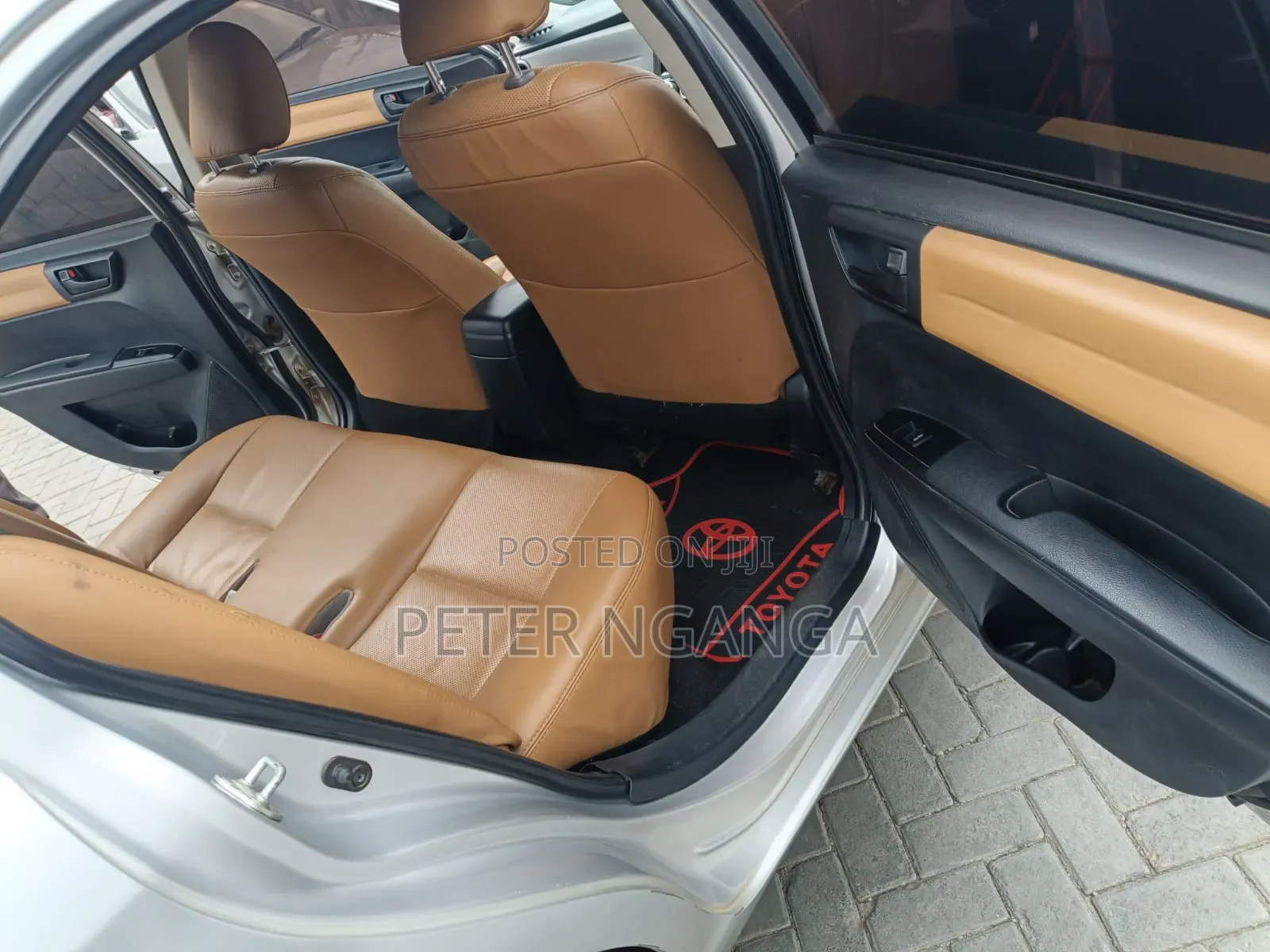 Toyota Axio 2014 Silver