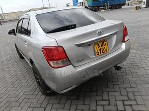 Toyota Axio 2014 Silver