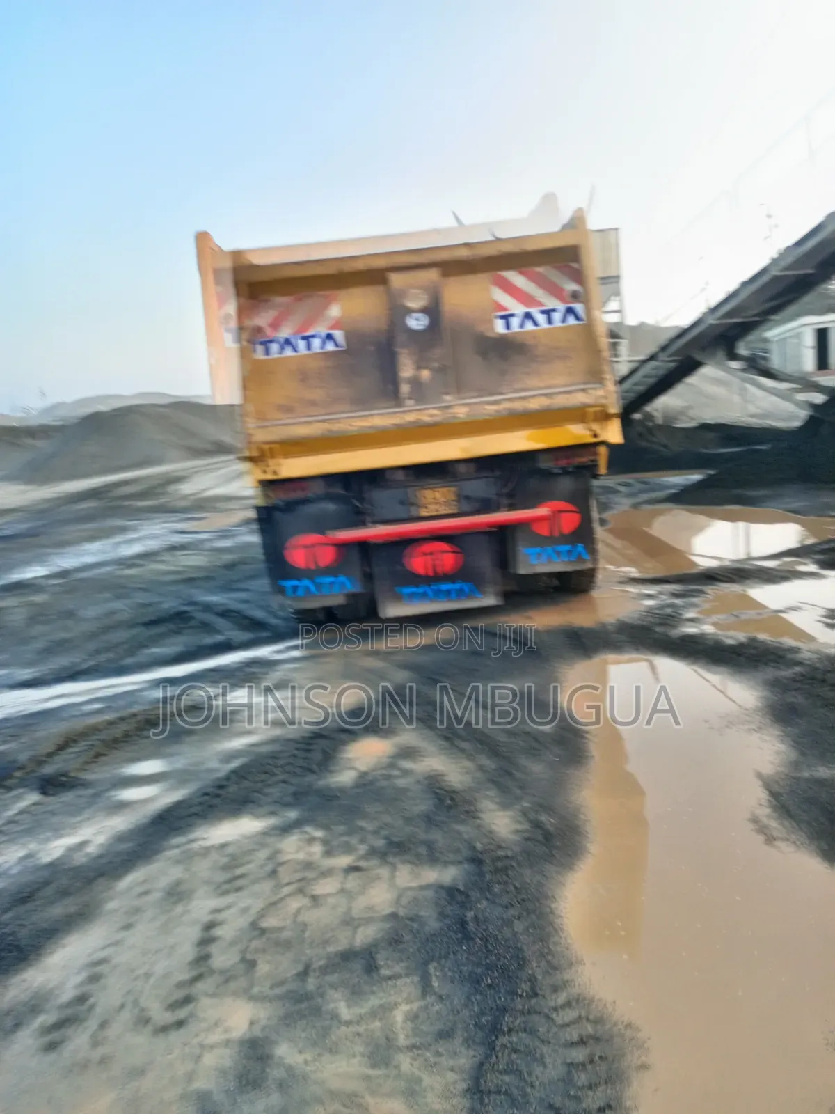 Tata Tipper