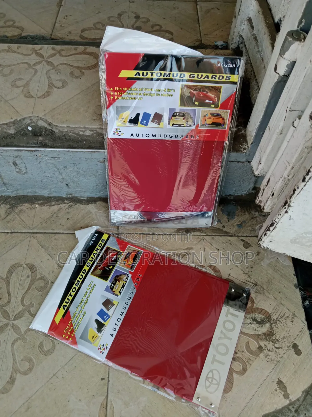 Toyota Branded Red Universal 4pcs Car Mud Guards Protect Car From Mud