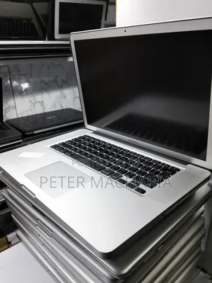 Laptop Apple MacBook Pro 8GB Intel Core i7 HDD+SSD 1T