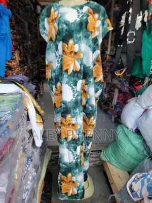Dera Wears