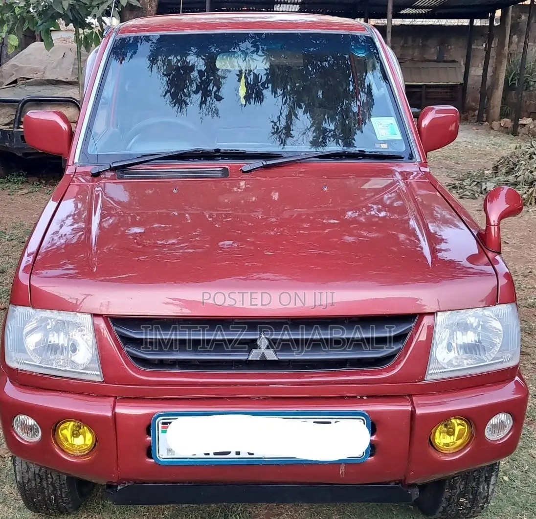 Mitsubishi Pajero Mini 2003 Red