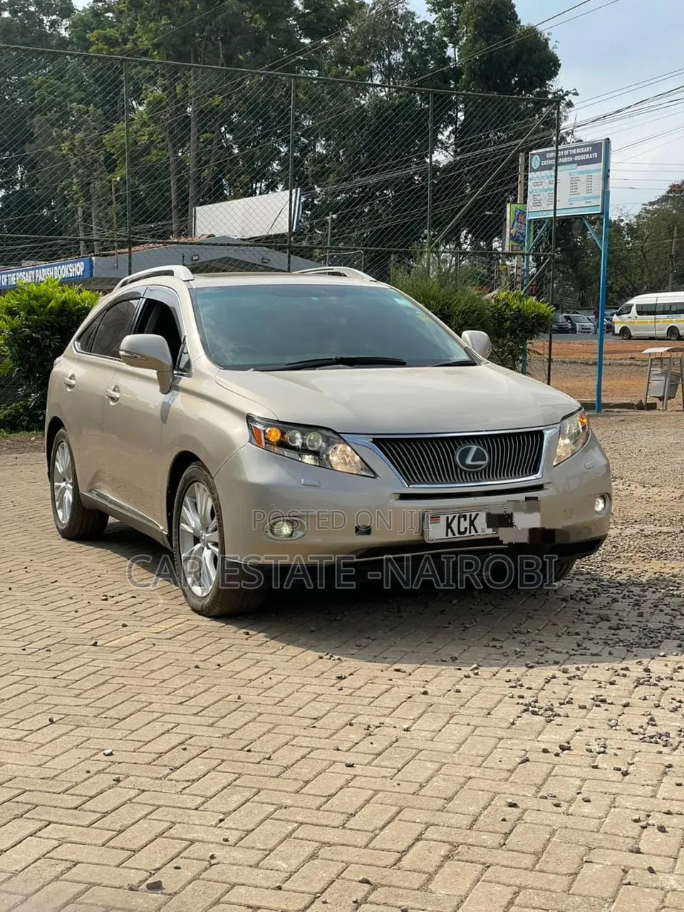 Lexus RX 2011 Gold