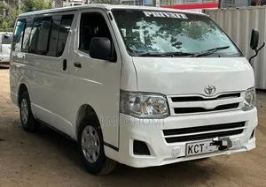Toyota HiAce 2013 White