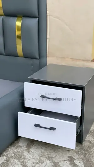 5by6 Luxurious King Bed at With Side Drawers and Mattress