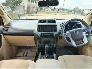 Toyota Land Cruiser 2015 Black