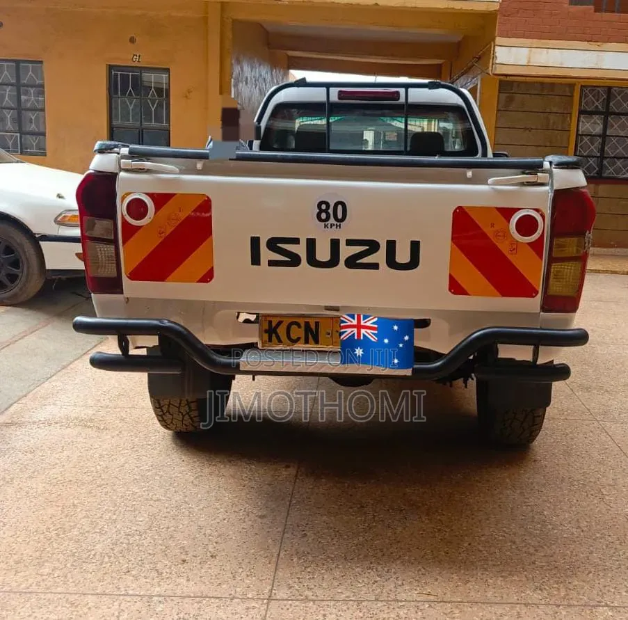 Isuzu D-MAX 2017 White