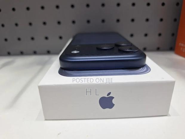 Apple iPhone 17 Pro 512 GB Blue - thumbnail 4