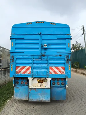 Isuzu FRR 90