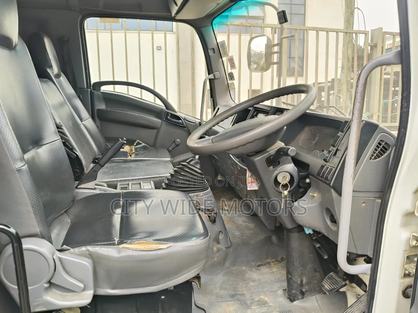 Isuzu FRR 90