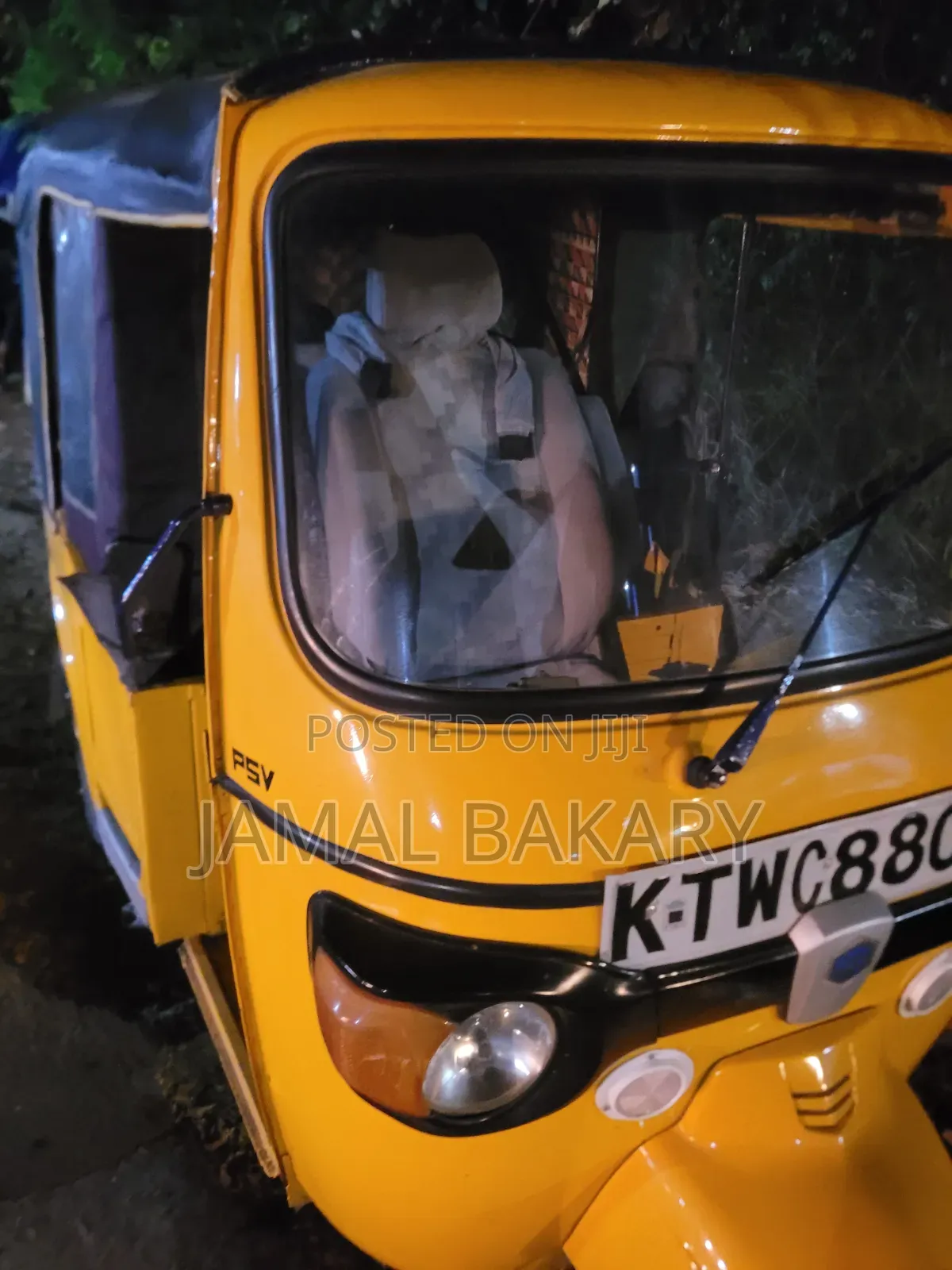 Piaggio 2022 Yellow