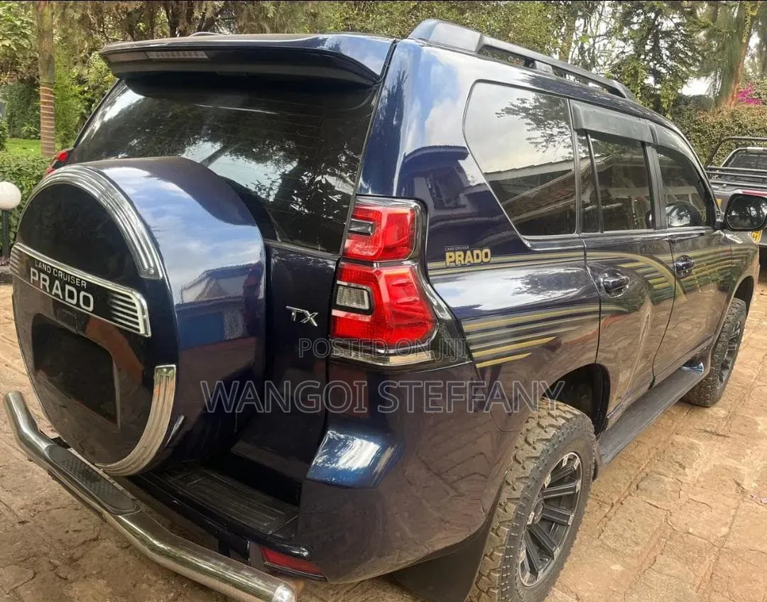 Toyota Land Cruiser Prado 2015 Black