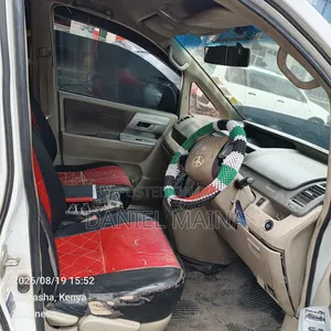 Toyota Noah 2010 White