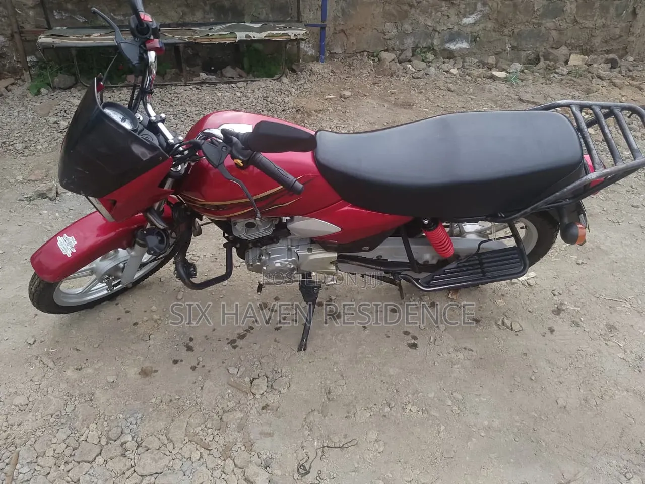 TVS HLX 125 2021 Red