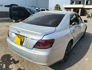 Toyota Mark X 2006 Silver