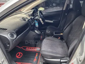 Mazda Demio 2011 Silver