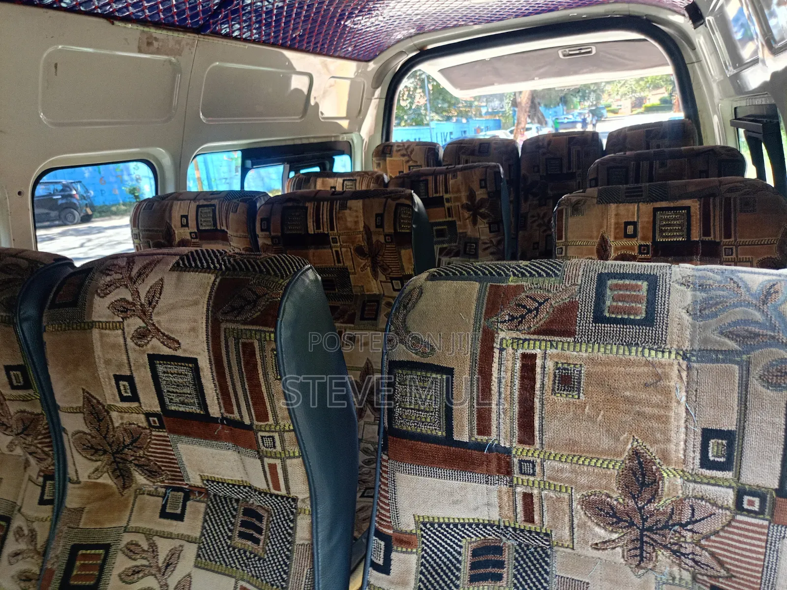 Toyota HiAce 2019 White