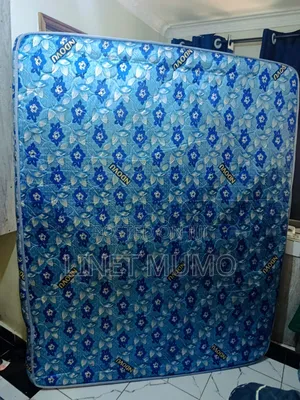 ~ Queen Size 5*6 Bed and Mattress