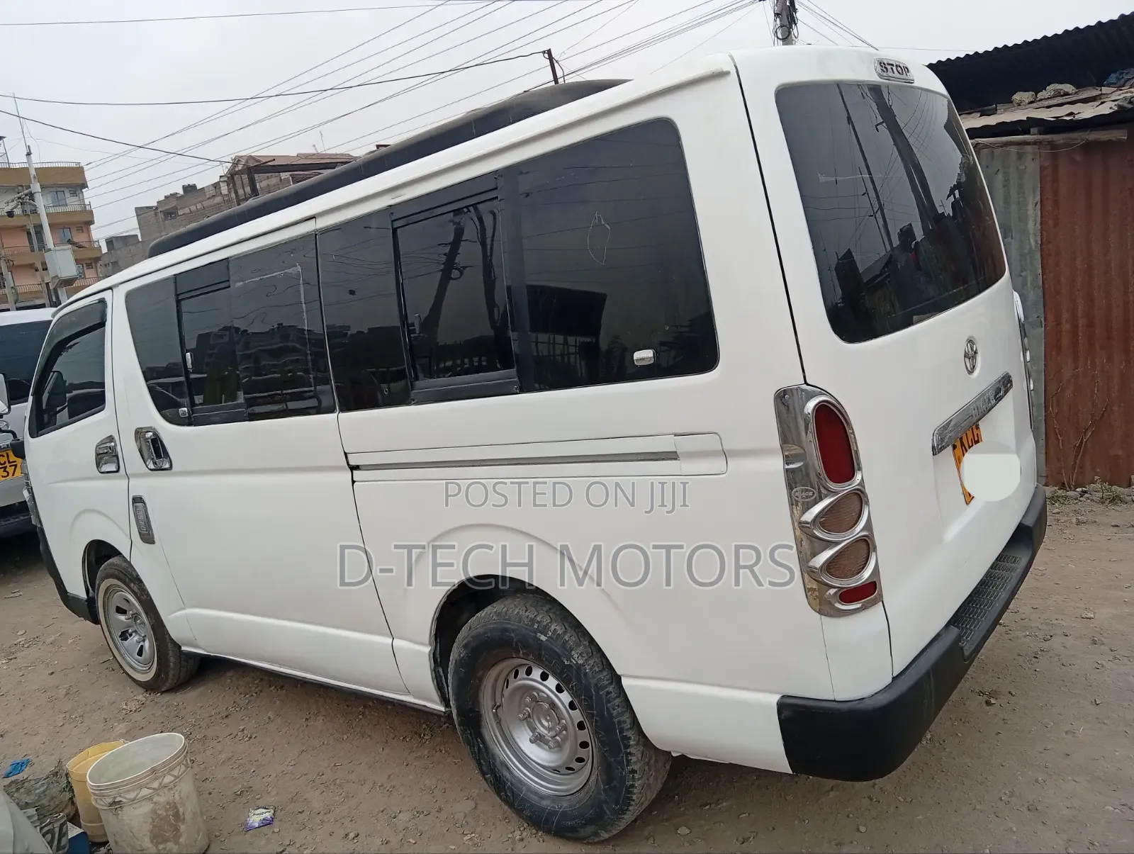 Toyota HiAce 2010 White