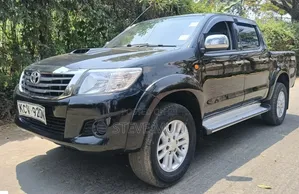 Toyota Hilux 2011 Matt Black