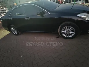 Toyota Crown 2010 Black