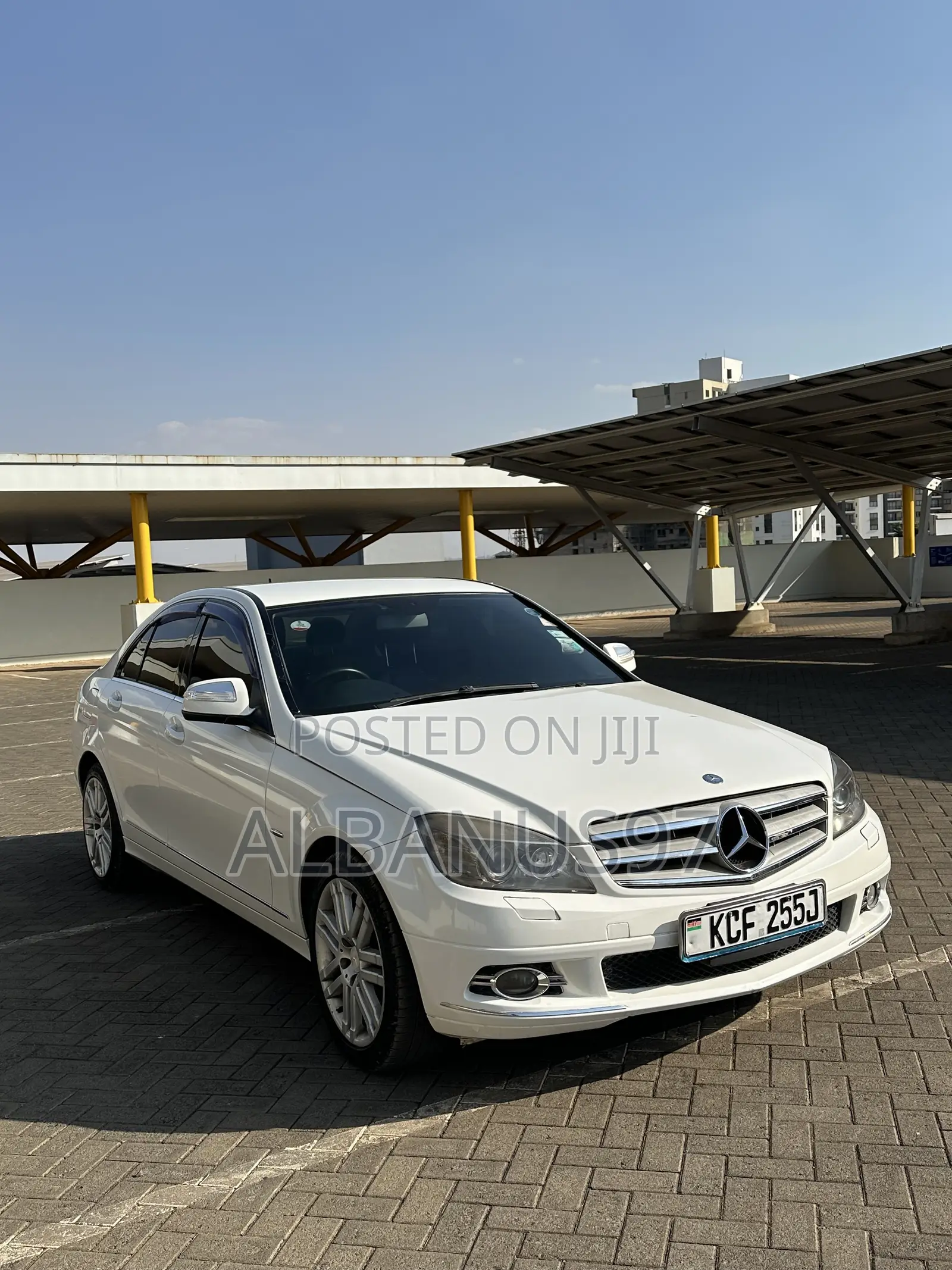 Mercedes-Benz C200 2009 White