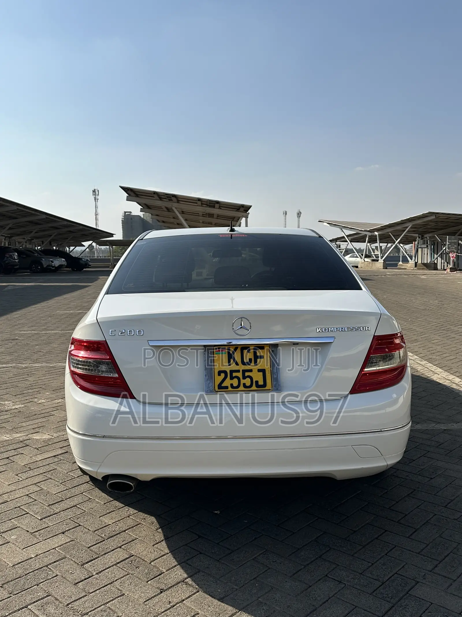 Mercedes-Benz C200 2009 White