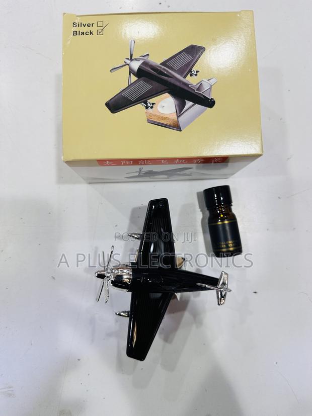 FT2 Solar Car Fragrance Car Air Freshener for Dashboard