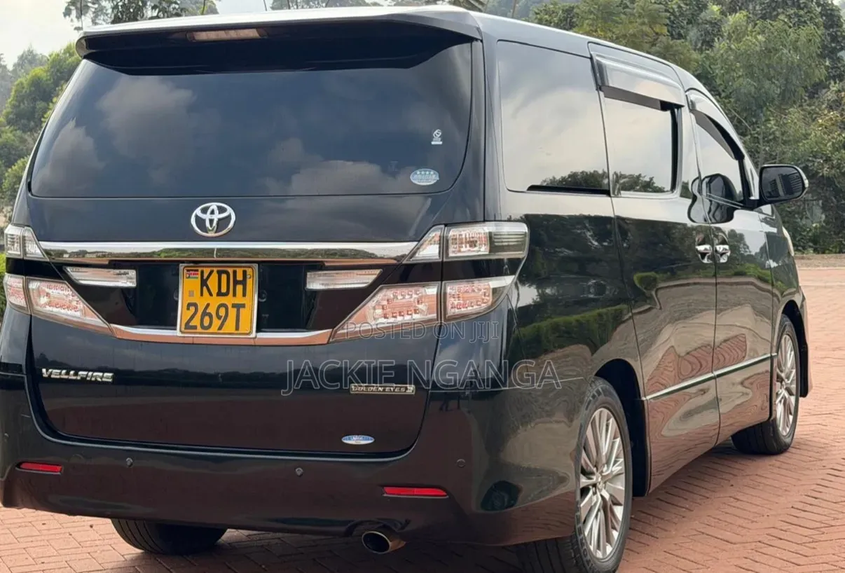 Toyota Vellfire 2014 Black