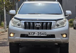 Toyota Land Cruiser Prado 2011 White
