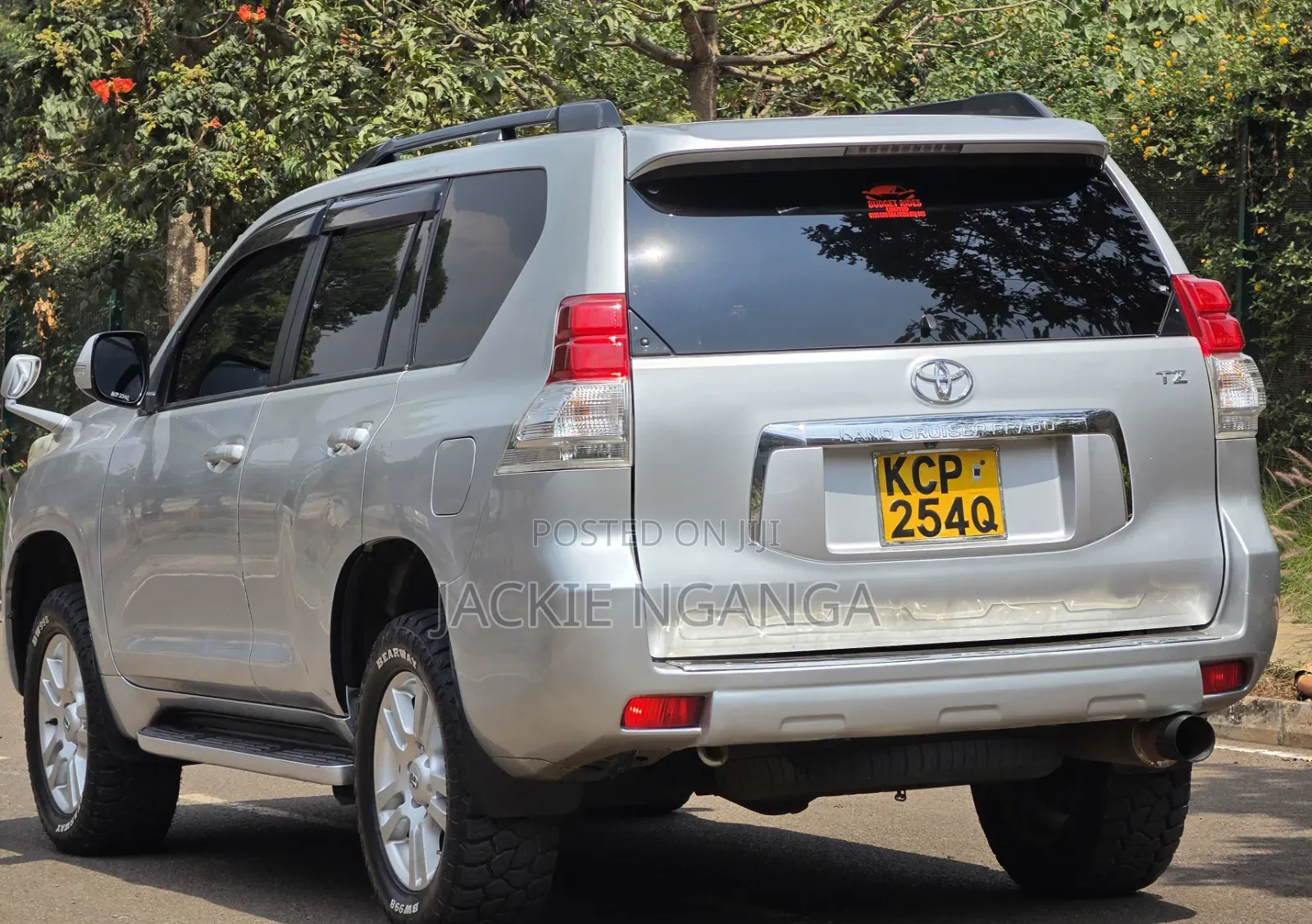 Toyota Land Cruiser Prado 2011 White