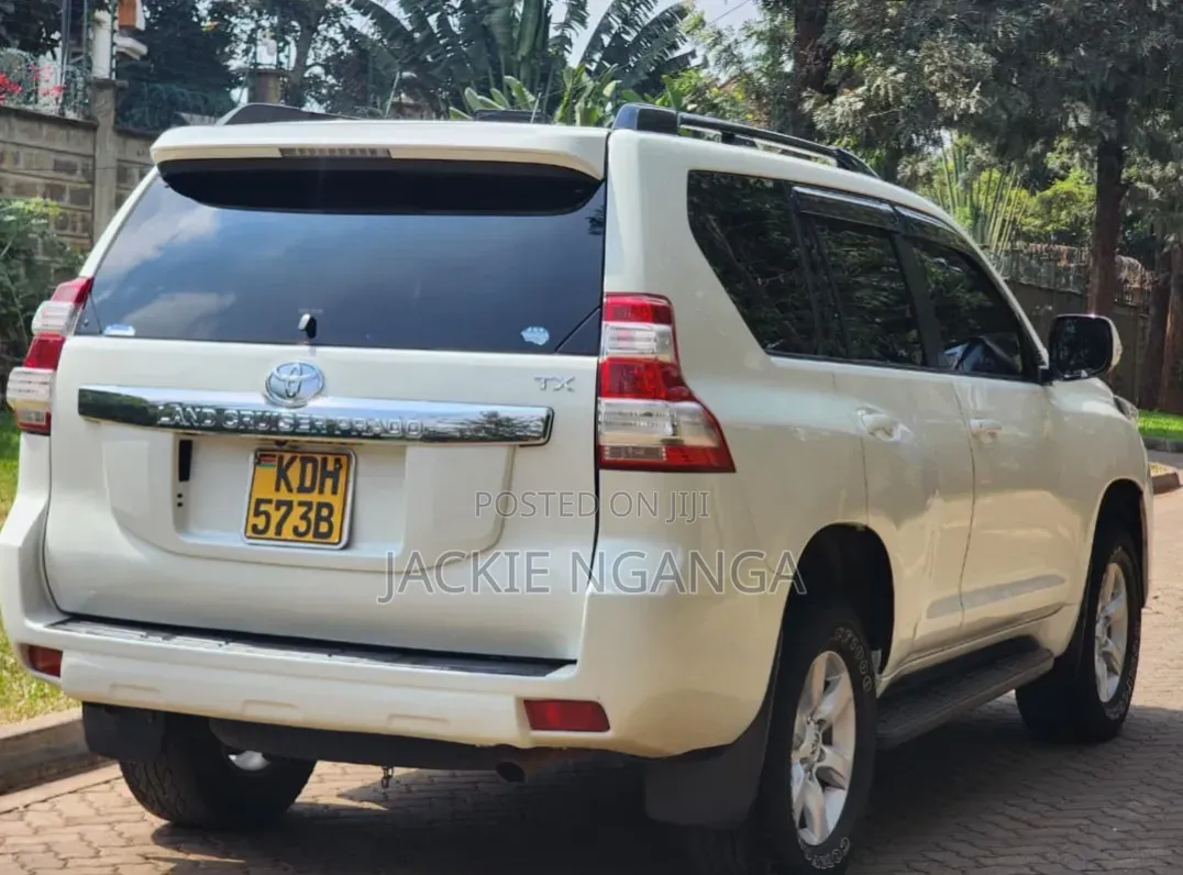 Toyota Land Cruiser Prado 2011 White