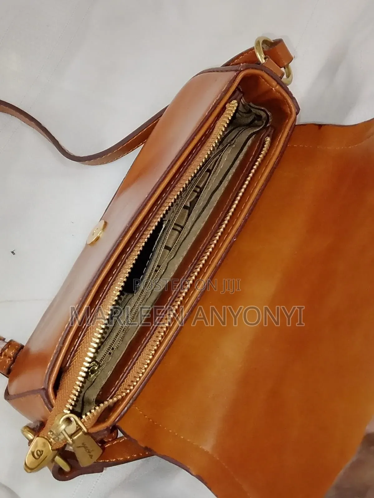 Sloopy Crossbody Bag