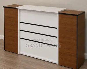 Brown Executive Reception Counter With Side Storage