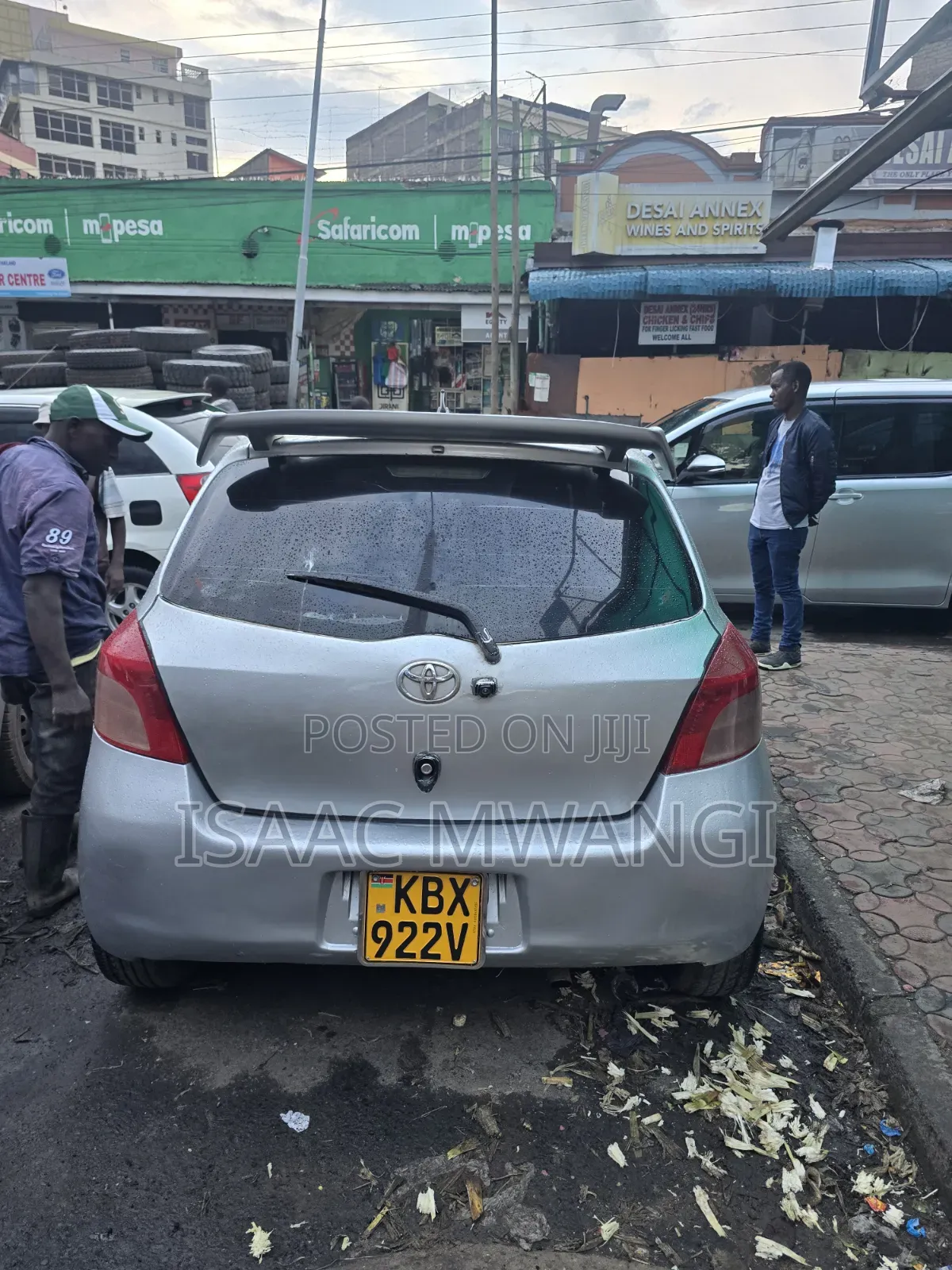 Toyota Vitz 2006 Silver