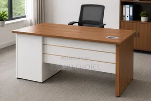 Modern Executive Office Desk- Wooden Finishing