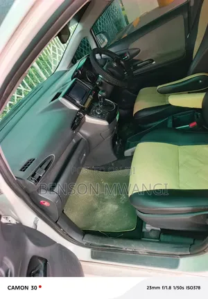 Toyota Wish 2010 White