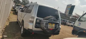 Mitsubishi Pajero 2008 Silver