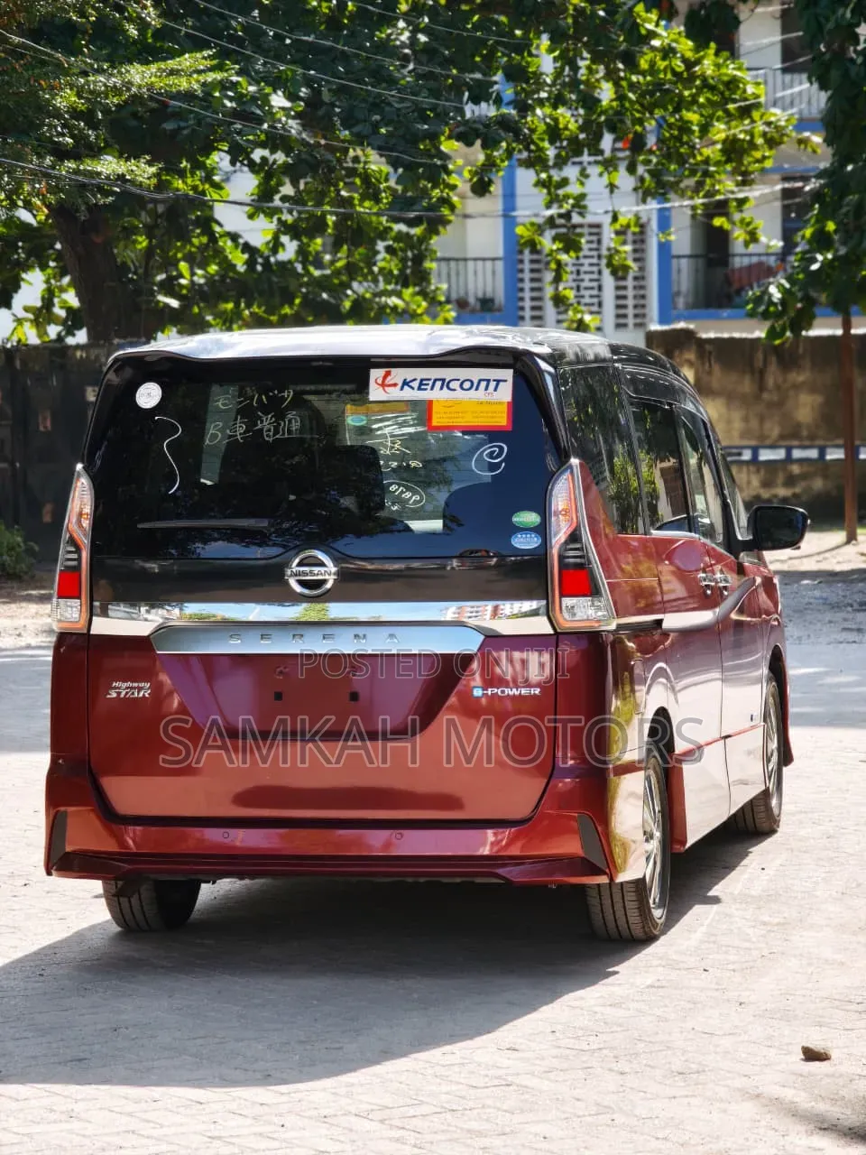 Nissan Serena 2020 Maroon