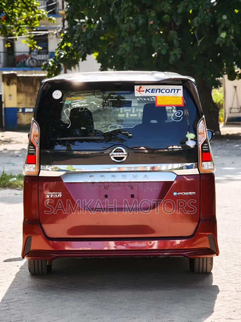 Nissan Serena 2020 Maroon