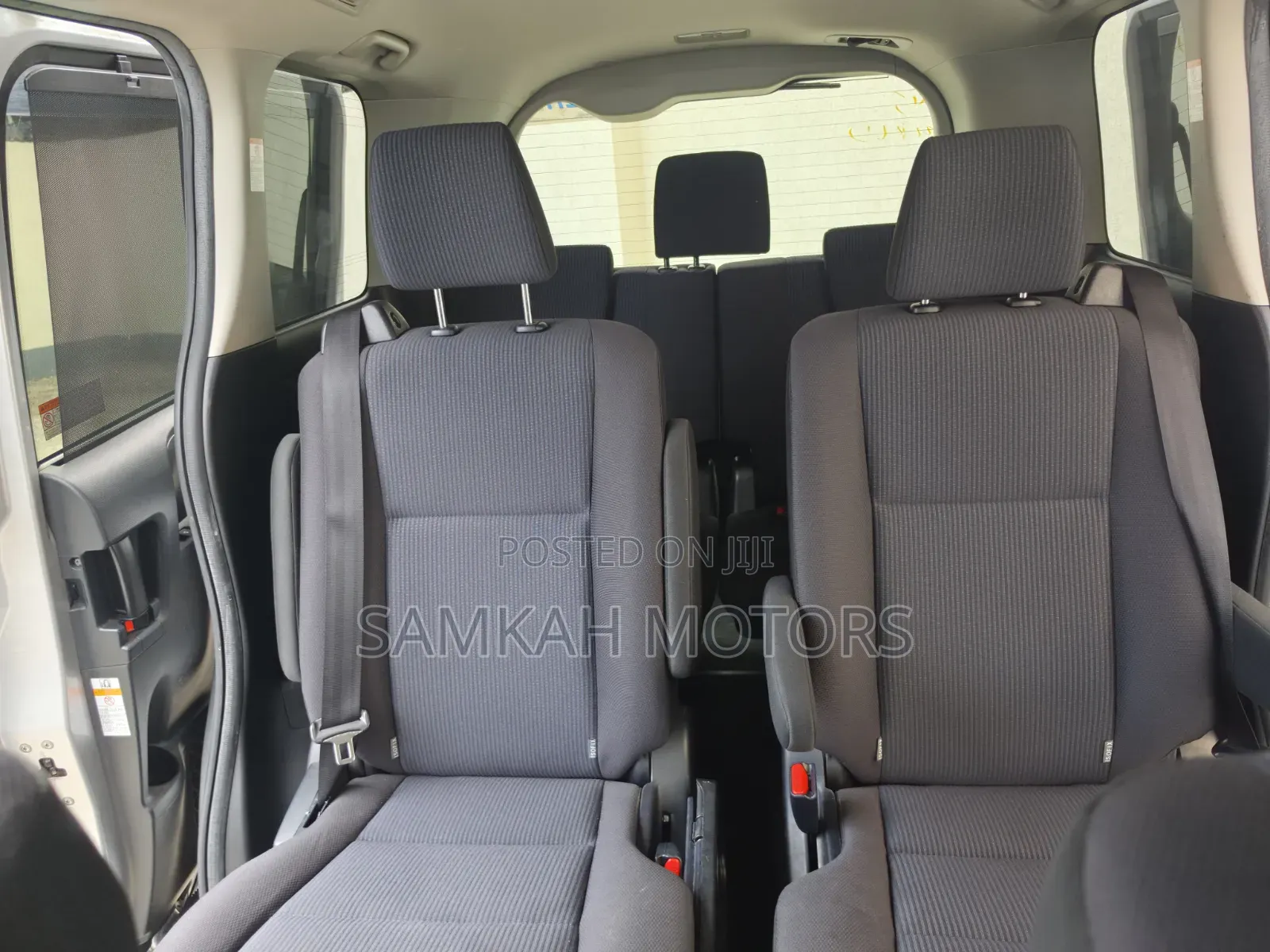 Toyota Noah 2020 Silver