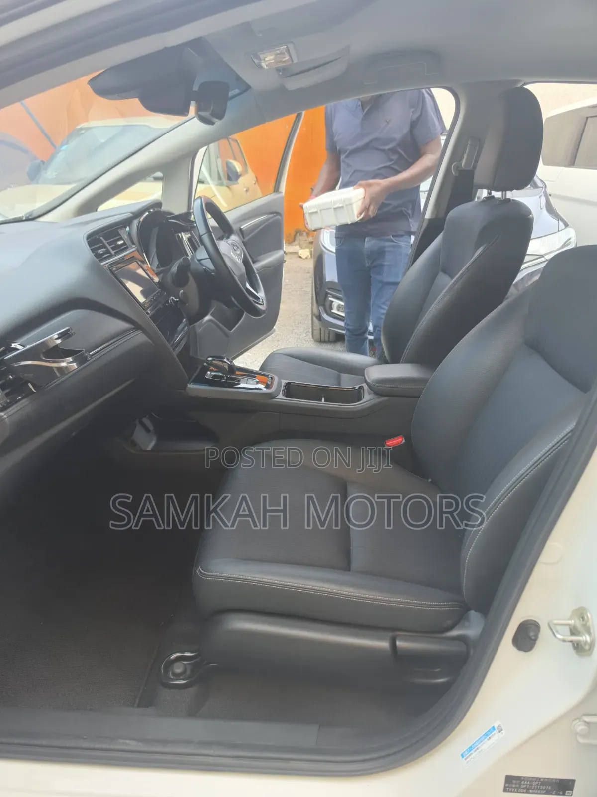 Honda Fit Shuttle 2020 White