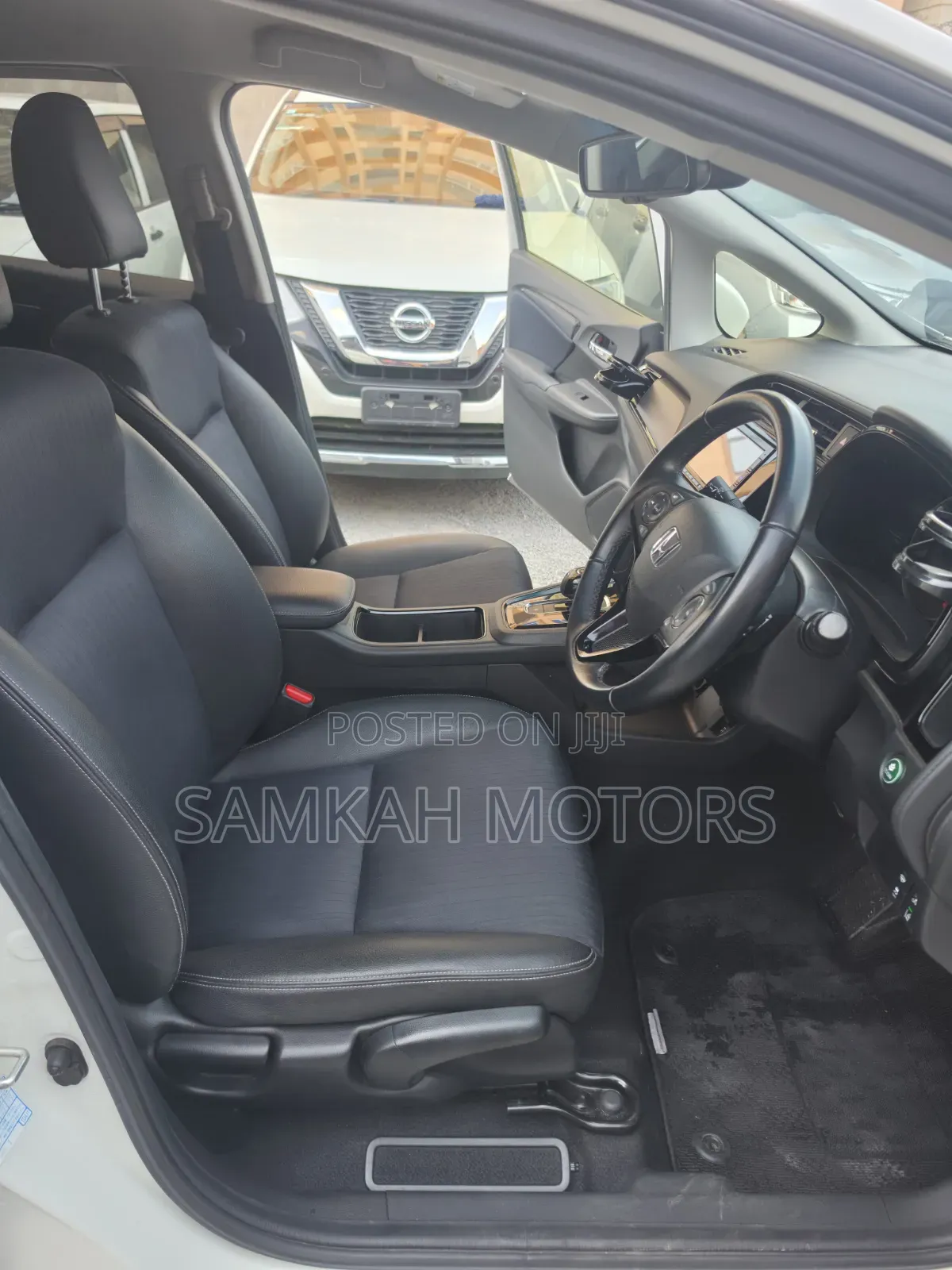 Honda Fit Shuttle 2020 White